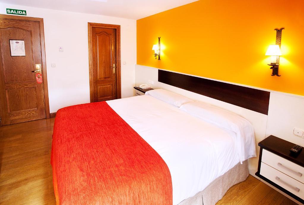 Hotel Venta De Etxalar Room photo